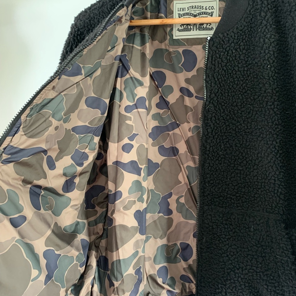 Fluffy Levi’s Jacket - Picture 2 of 5